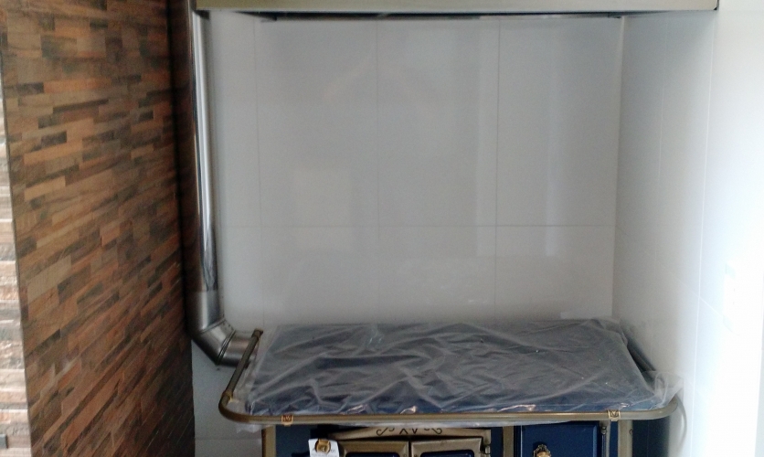 Coifá de Inox com chaminé para fogão a lenha